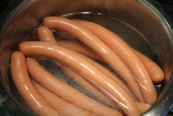 Boiling hot dogs