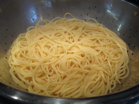 Spaghetti garlic thyme olive oil recipe 2