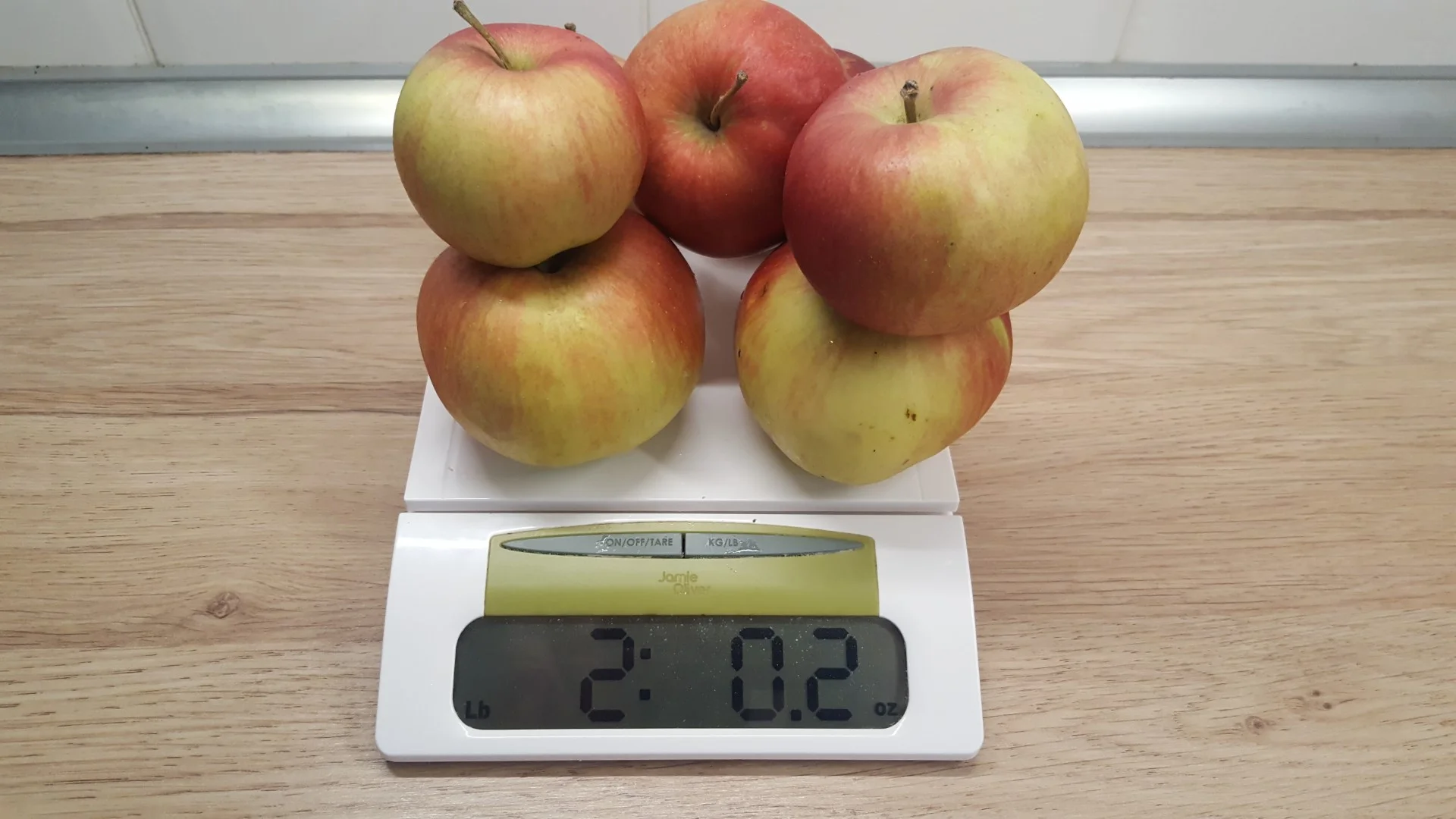 2 lbs apples