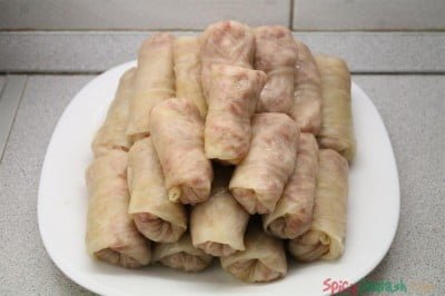 Nice cabbage rolls waiting to be cooked