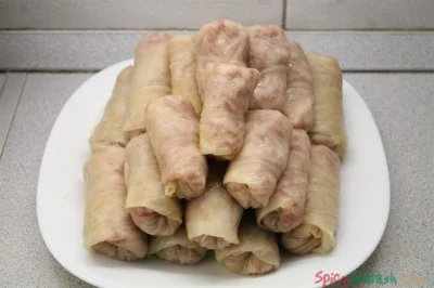 Nice cabbage rolls waiting to be cooked