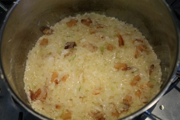 Lecso recipe 7 - Steaming onions